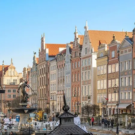 Dluga Boutique By Downtown