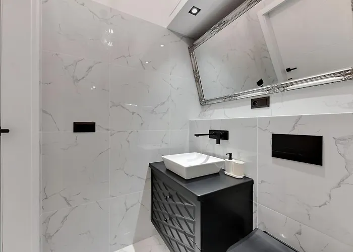 Długa Boutique By Downtown