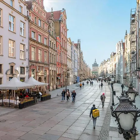 Dluga Boutique By Downtown