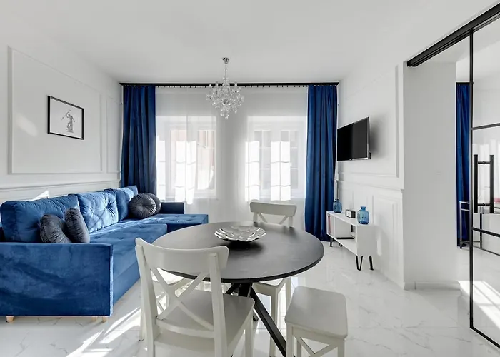 Dluga Boutique By Downtown